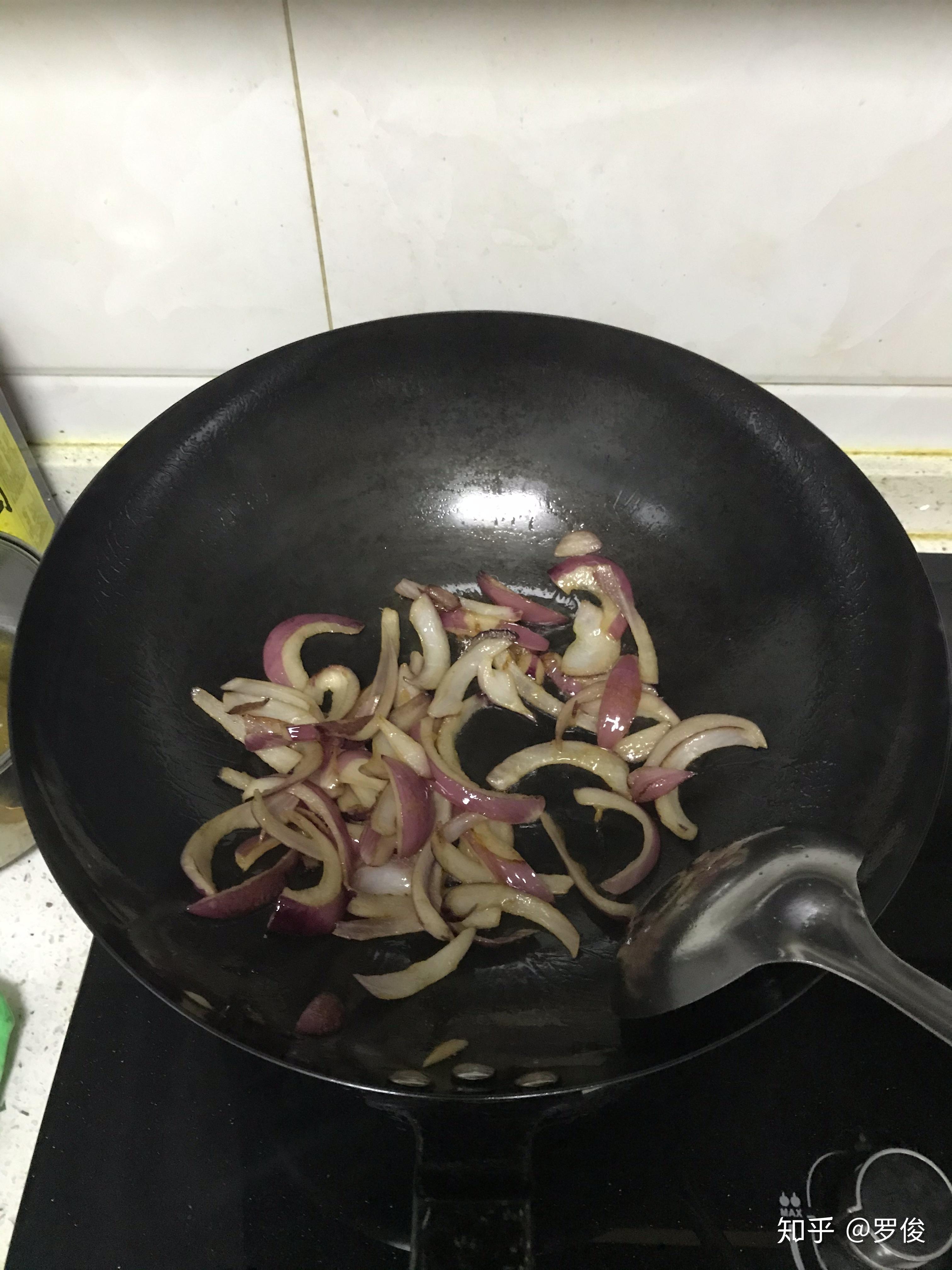 炒什么菜放辣椒面 v2-03d1783346c02b3353a94977ba48a215_r.jpg