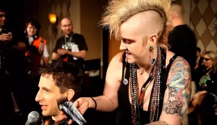 年度黑客大会 (Def Con) 是一个怎样的会议,跟