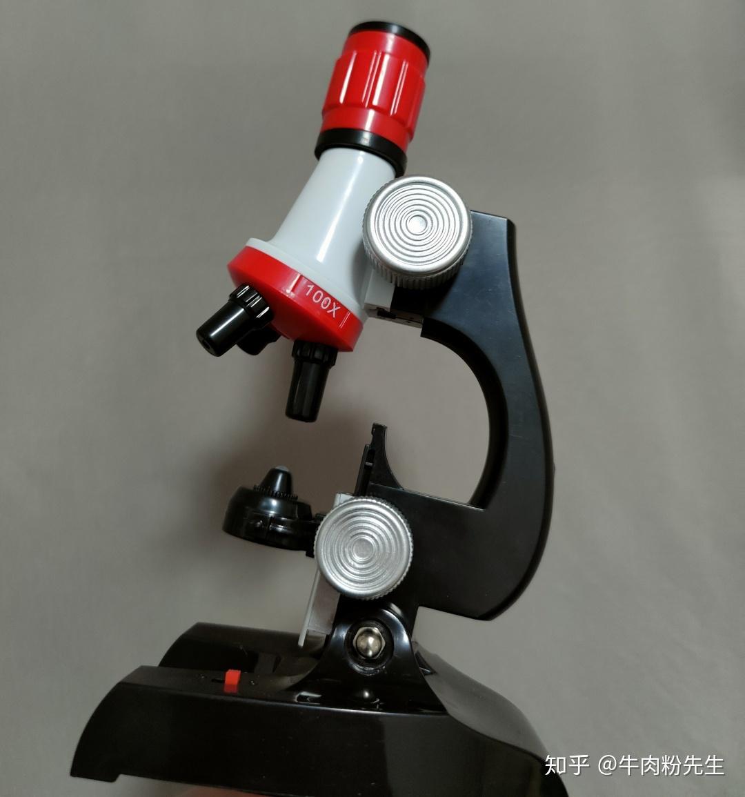 显微镜看华为mate40屏幕和iphone12区别在哪