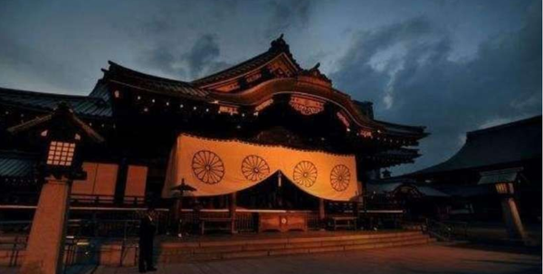 什么是靖国神社？日本首相参拜后，毛主席说：他不配和我们做朋友 知乎