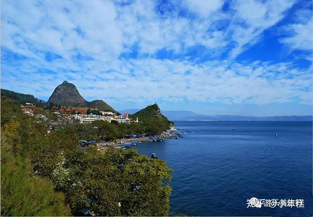 夏天来了，去湖边吧！此生必去的8个湖泊 - 知乎