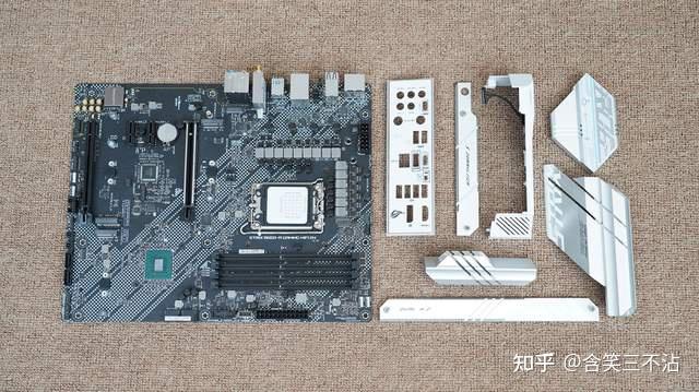 艾尔登法环太火了,于是打造了一台能在4K分辨率下畅玩它的黑白主机 第1张 艾尔登法环太火了,于是打造了一台能在4K分辨率下畅玩它的黑白主机 第1张