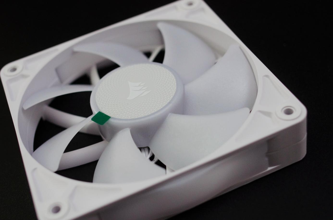 icue link rx120 风扇