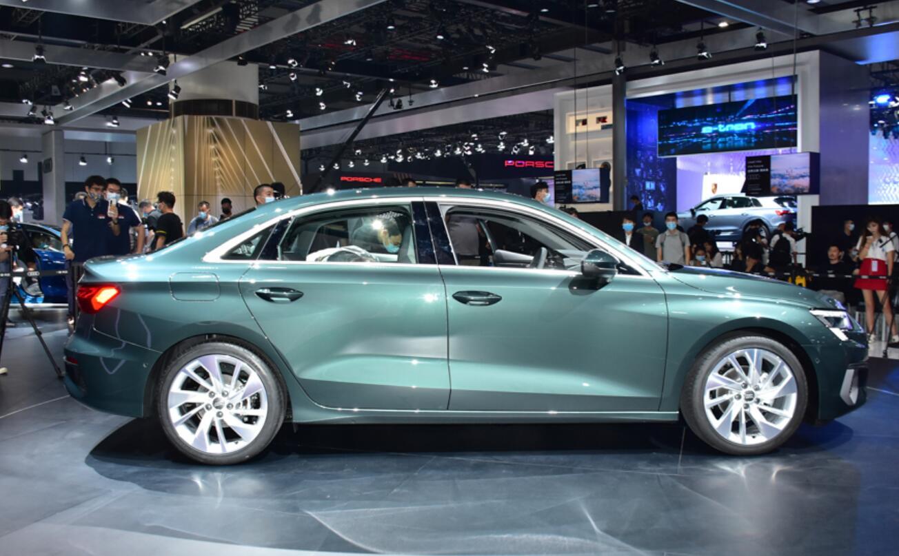 注定热销的明星车型全新一代奥迪a3l亮相广州车展