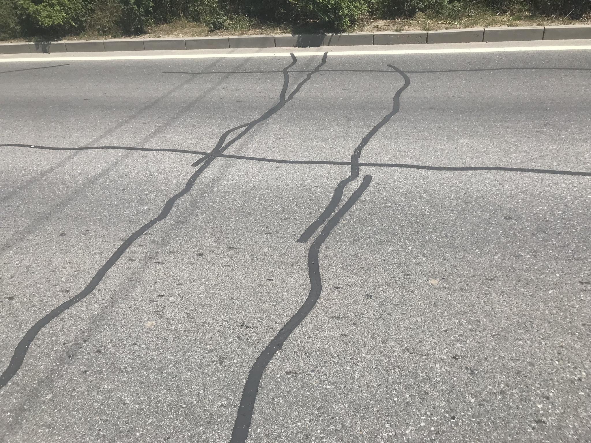 路面贴缝带对天气由热变冷的适应程度天气实时报道