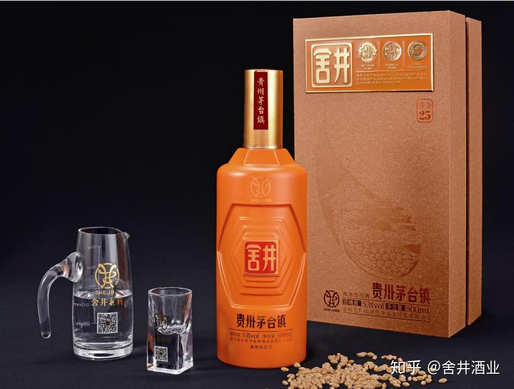 舍井酱香25:原料精挑细选,纯粮酿造,手法传统,自然发酵.