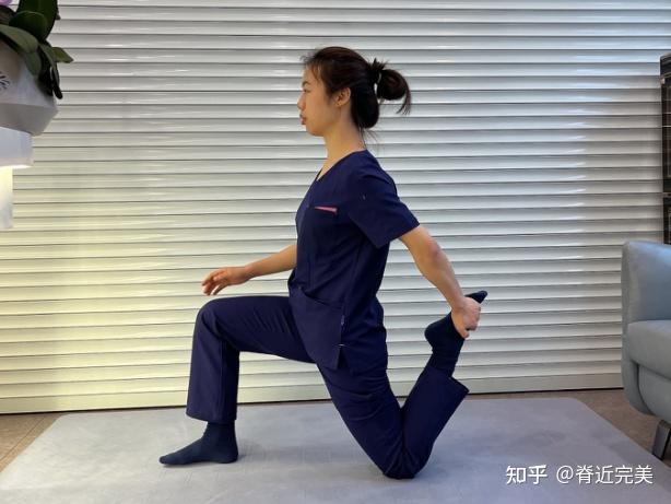 头前伸、腰前突、屁股“翘”——孩子可能骨盆前倾了！ - 知乎