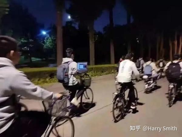 骗人!留学根本不能逃离内卷!