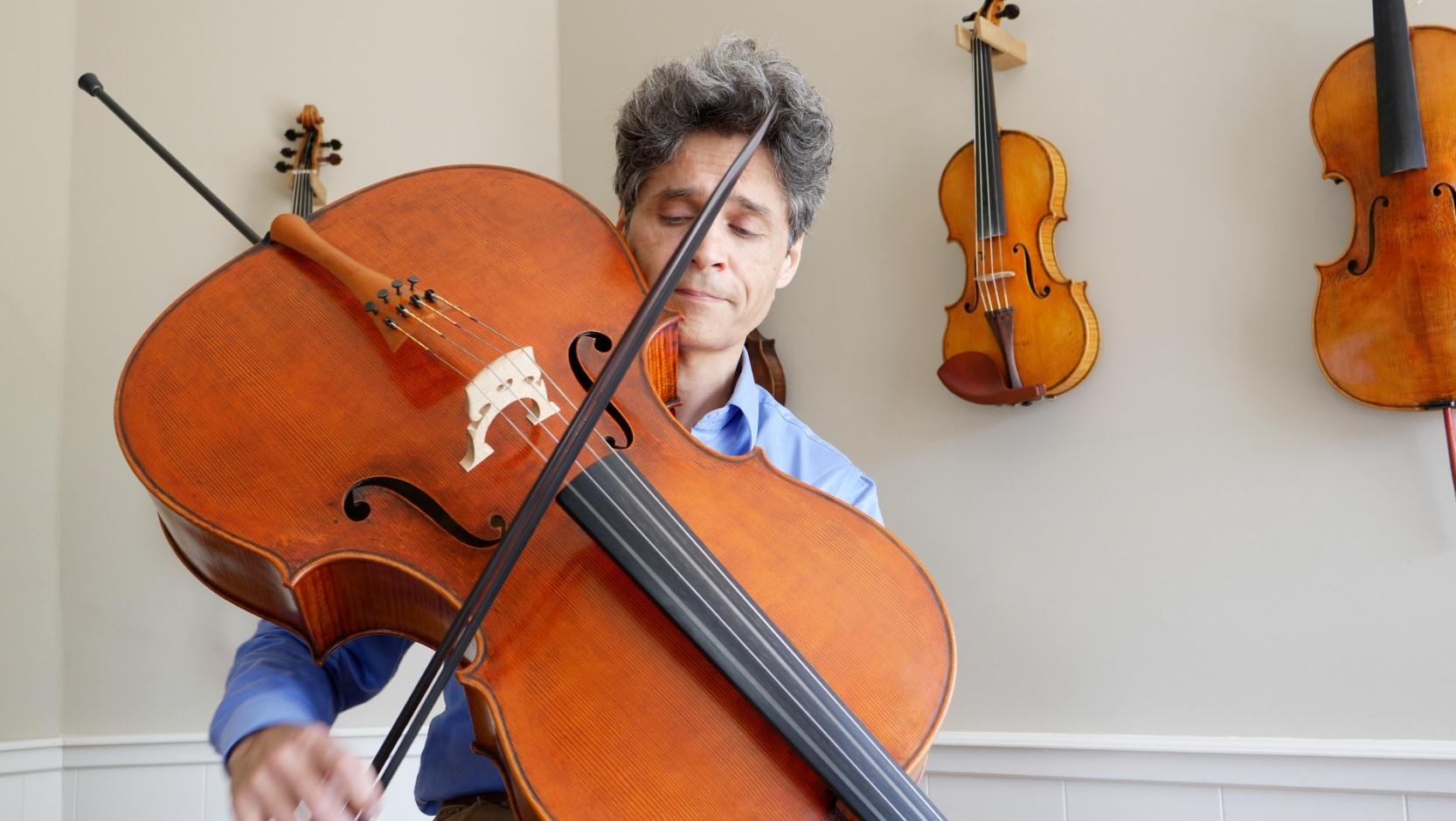 巴洛克时期的奇怪乐器大提琴古大提琴肩式古大提琴