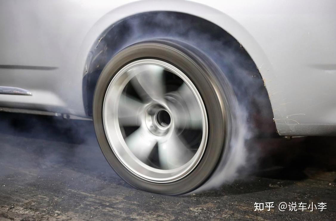 开了6年车才知道:原来高速上爆胎是可以预防的,都是真心话