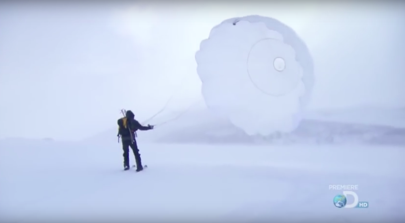 所以贝爷和他的摄影师谁更牛X?