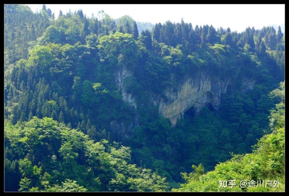 高铁1.5h跑拢!四川这座千年江城,美食美景无数!终于藏不住了!