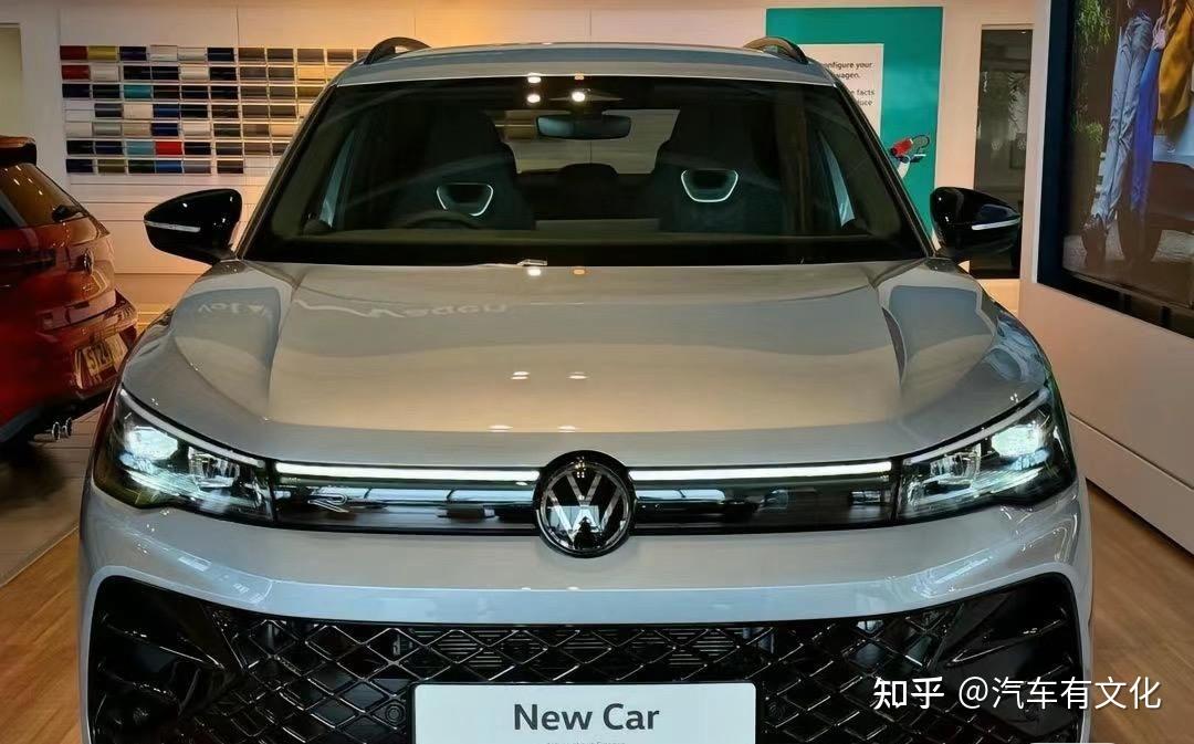 副驾屏怀挡途观lpro到店实拍车长超47米北京车展上市