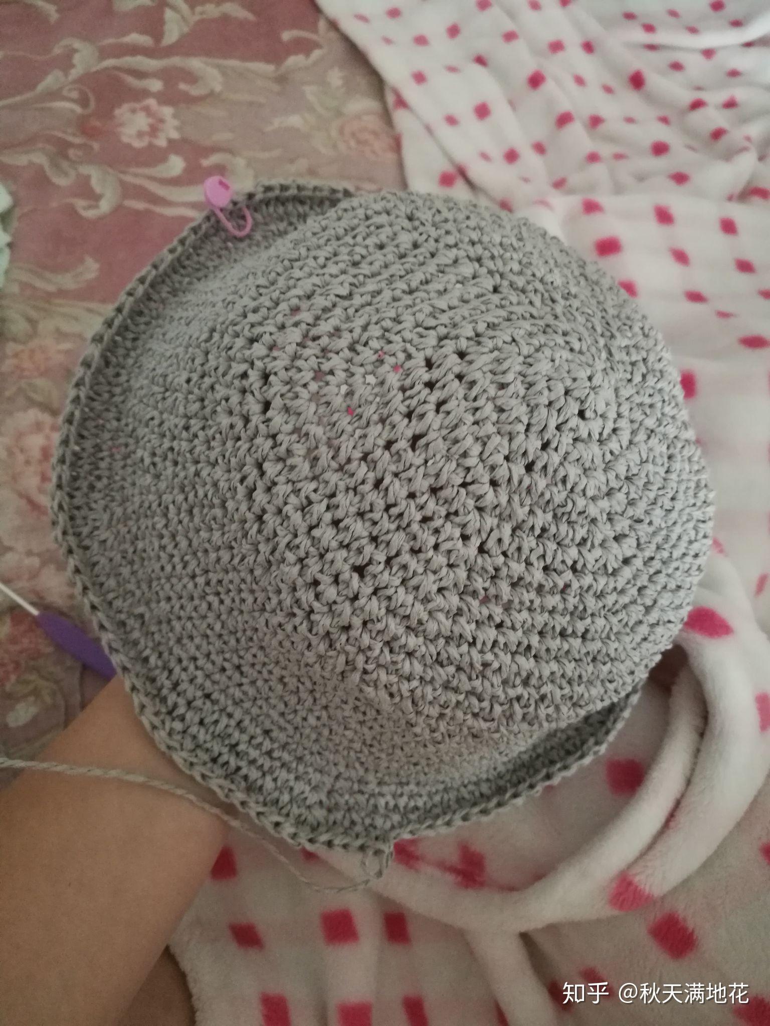 业余爱好钩帽子