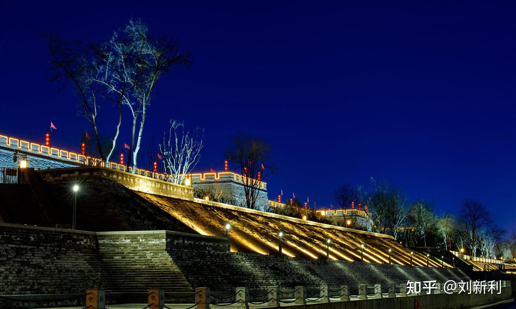 傍晚游西安城墙西北角