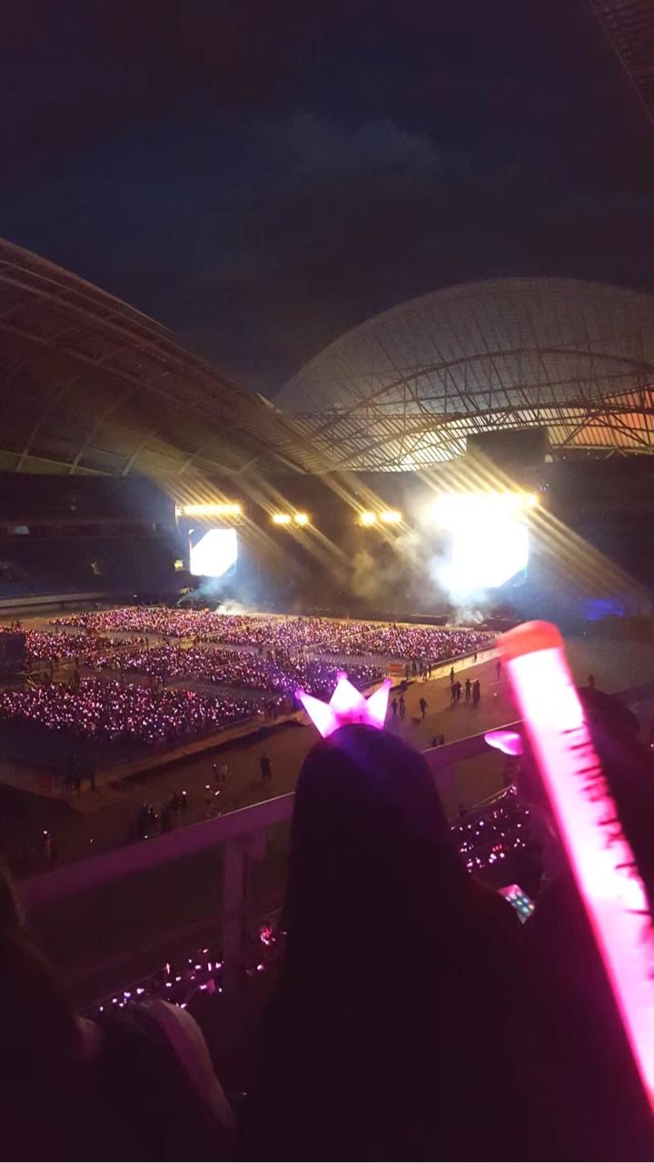 一个人去看周杰伦演唱会什么体验?