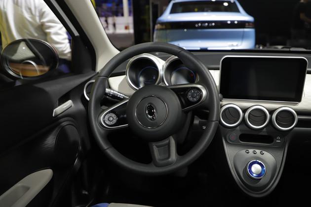 2018广州车展欧拉r1正式亮相清新复古范电动小车