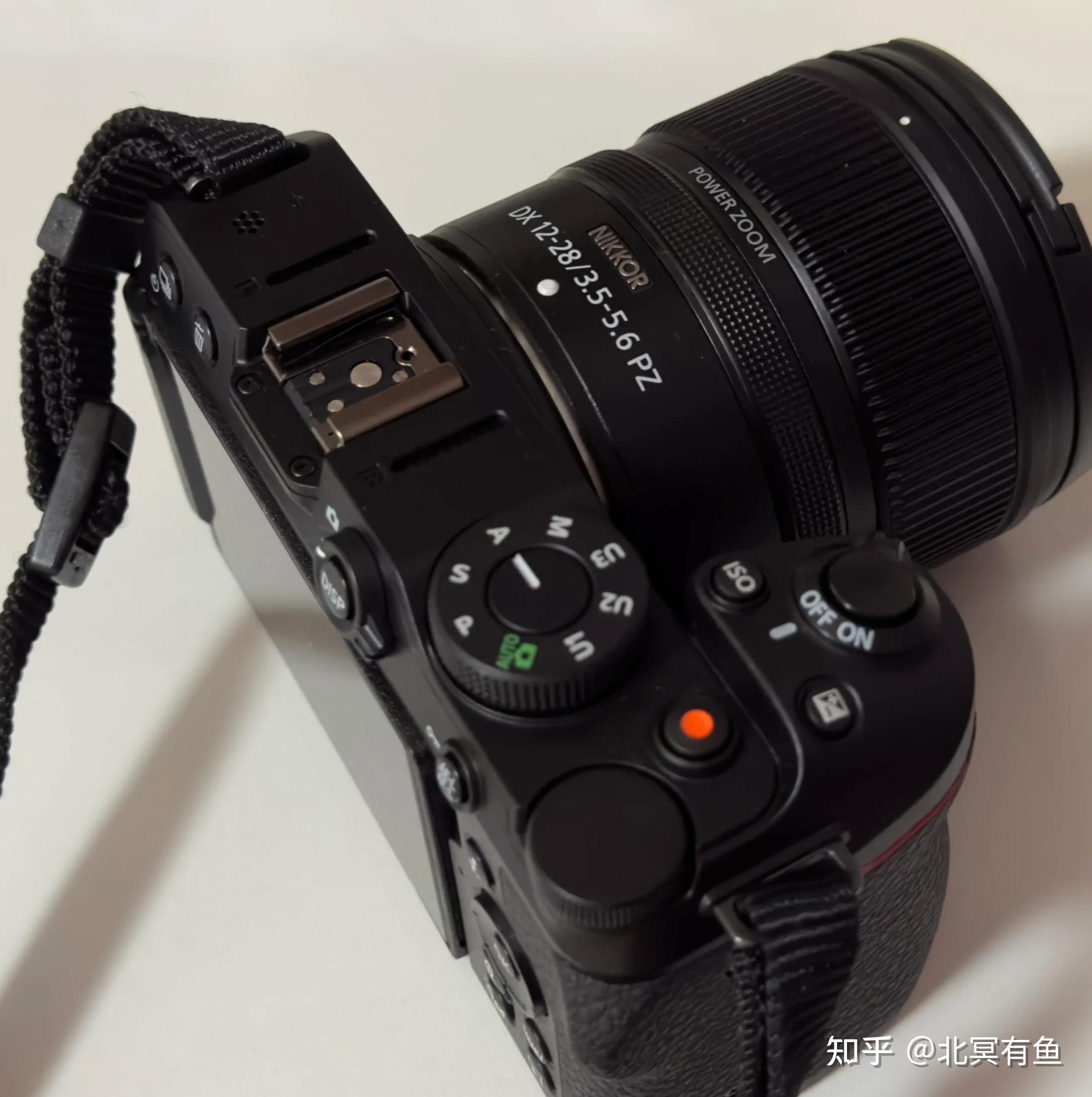 喜欢拍风景和扫街,尼康z30的1650和50250双头套机价格8300值得买吗?