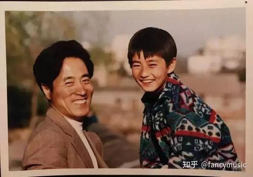 最低调的“星太子”杨玏，27岁入行混迹五年，却靠cp封神 - 知乎
