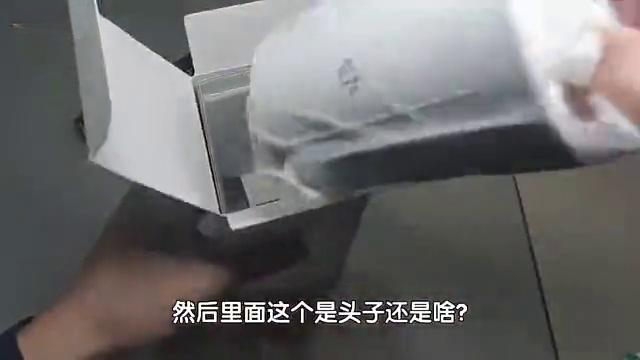 米家自动香薰机,让你的房间清香守护。4档可调,USB充电,微孔雾化,全天候芬香