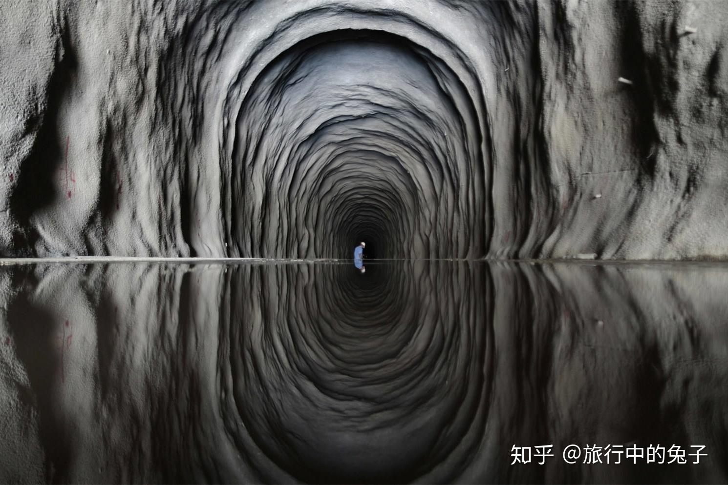 全球最深的洞：深2212米135公里长，普通人进去基本就很难出来_洞穴