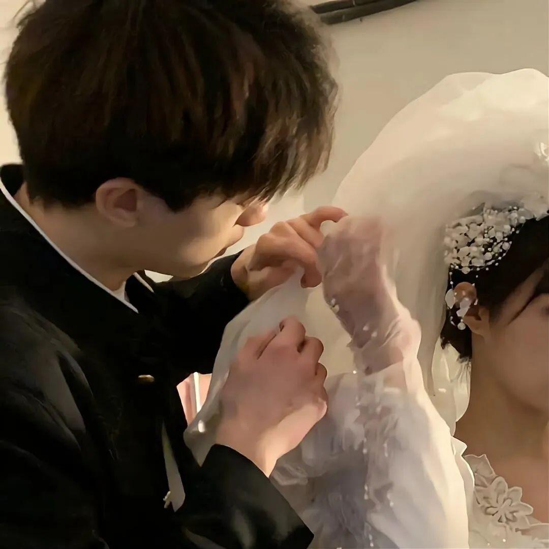 高级氛围感情头 - 知乎