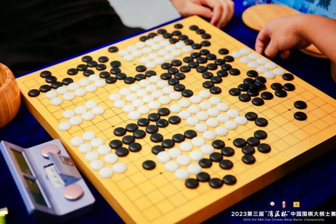 十年磨一剑29岁的爱棋道老师张一鸣在大棋士赛升四段