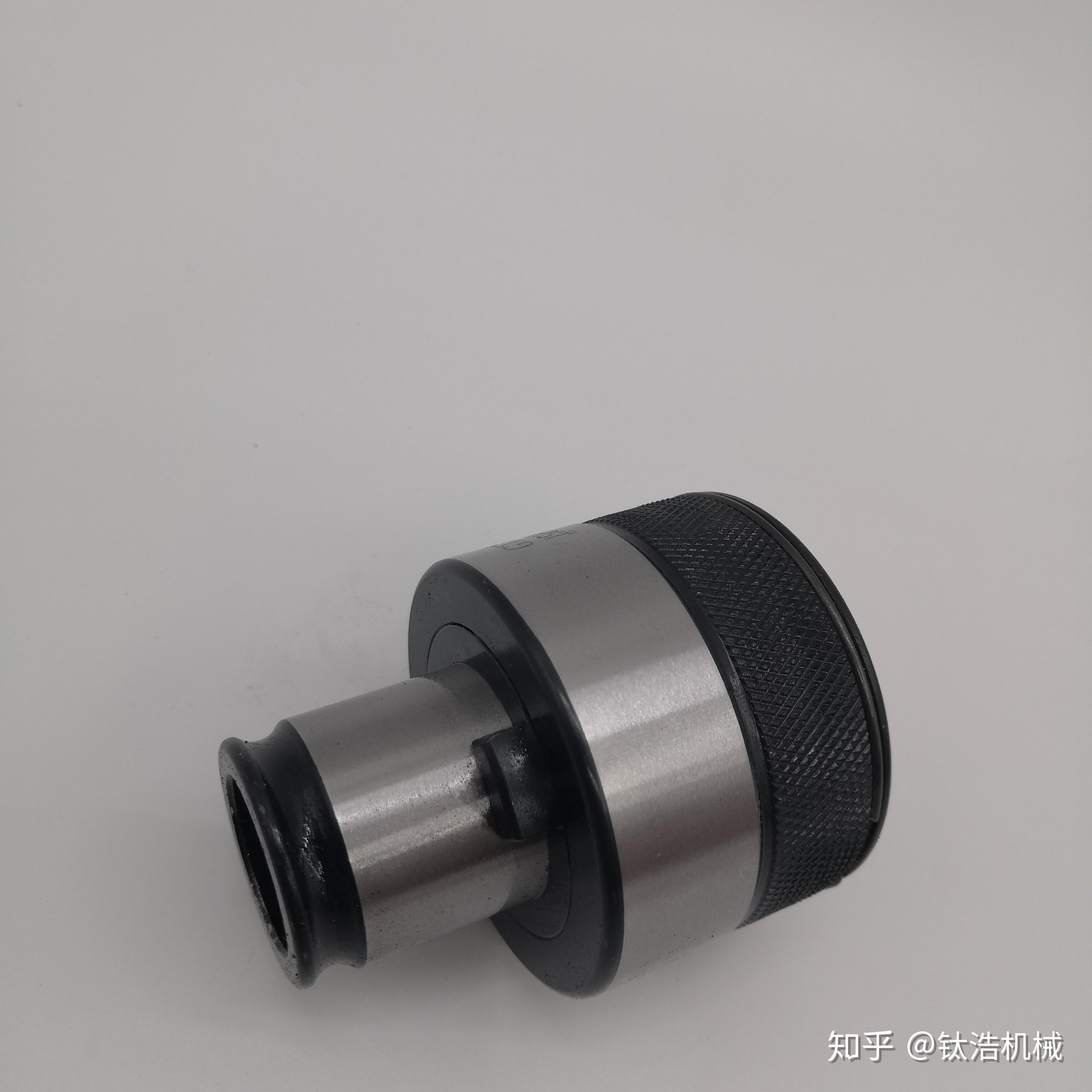 柔性伸缩攻丝刀柄的简介哪个好