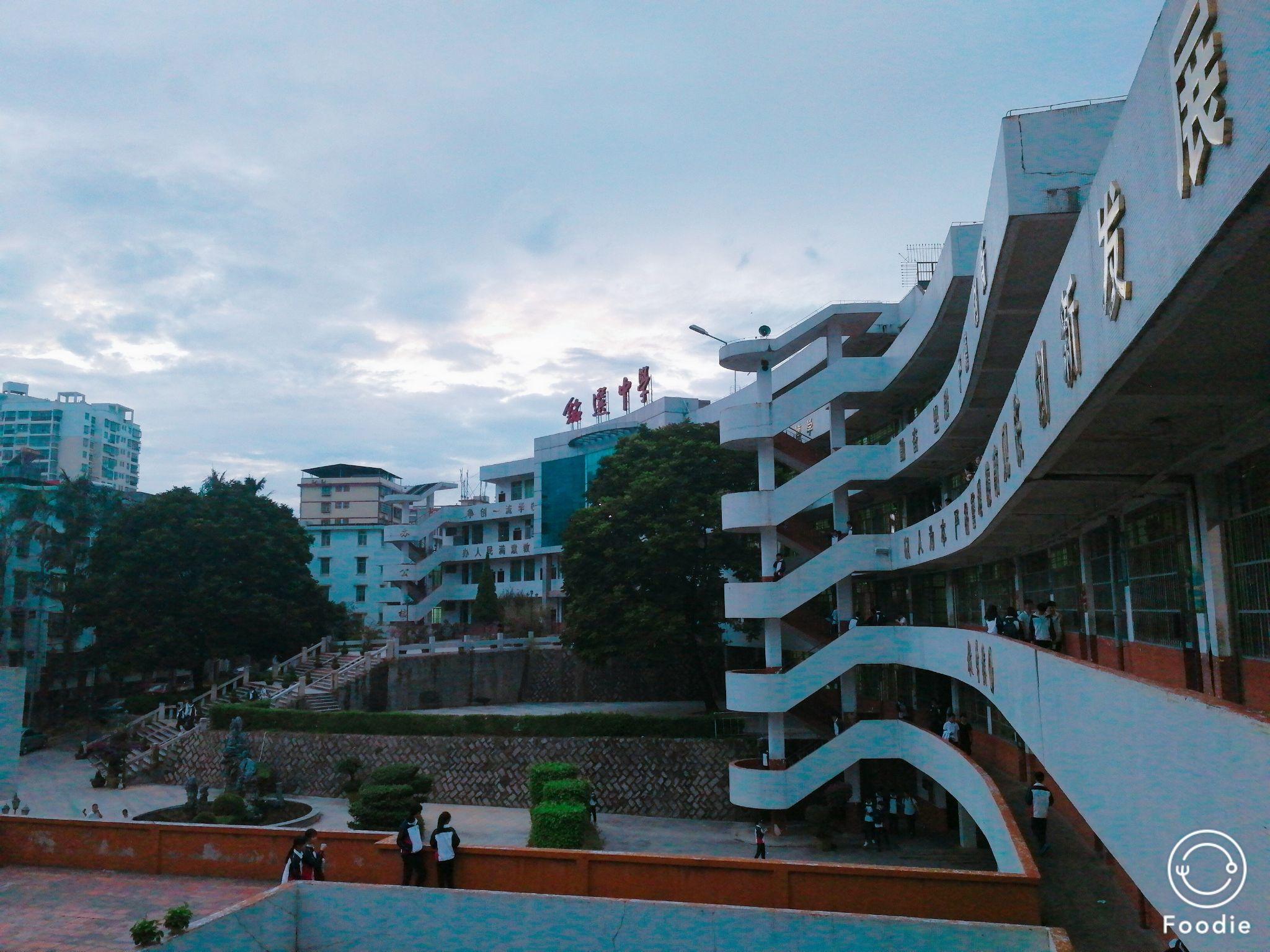 在安溪铭选中学就读过是怎样一种体验