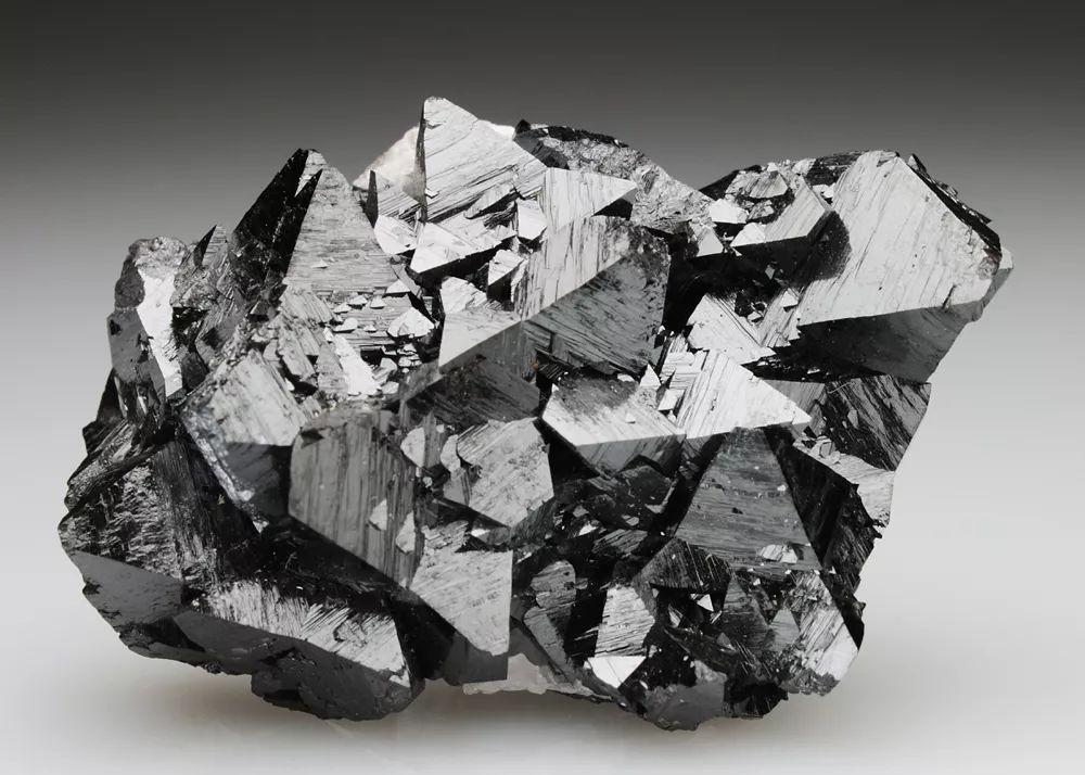 倾听矿物的声音水锰矿