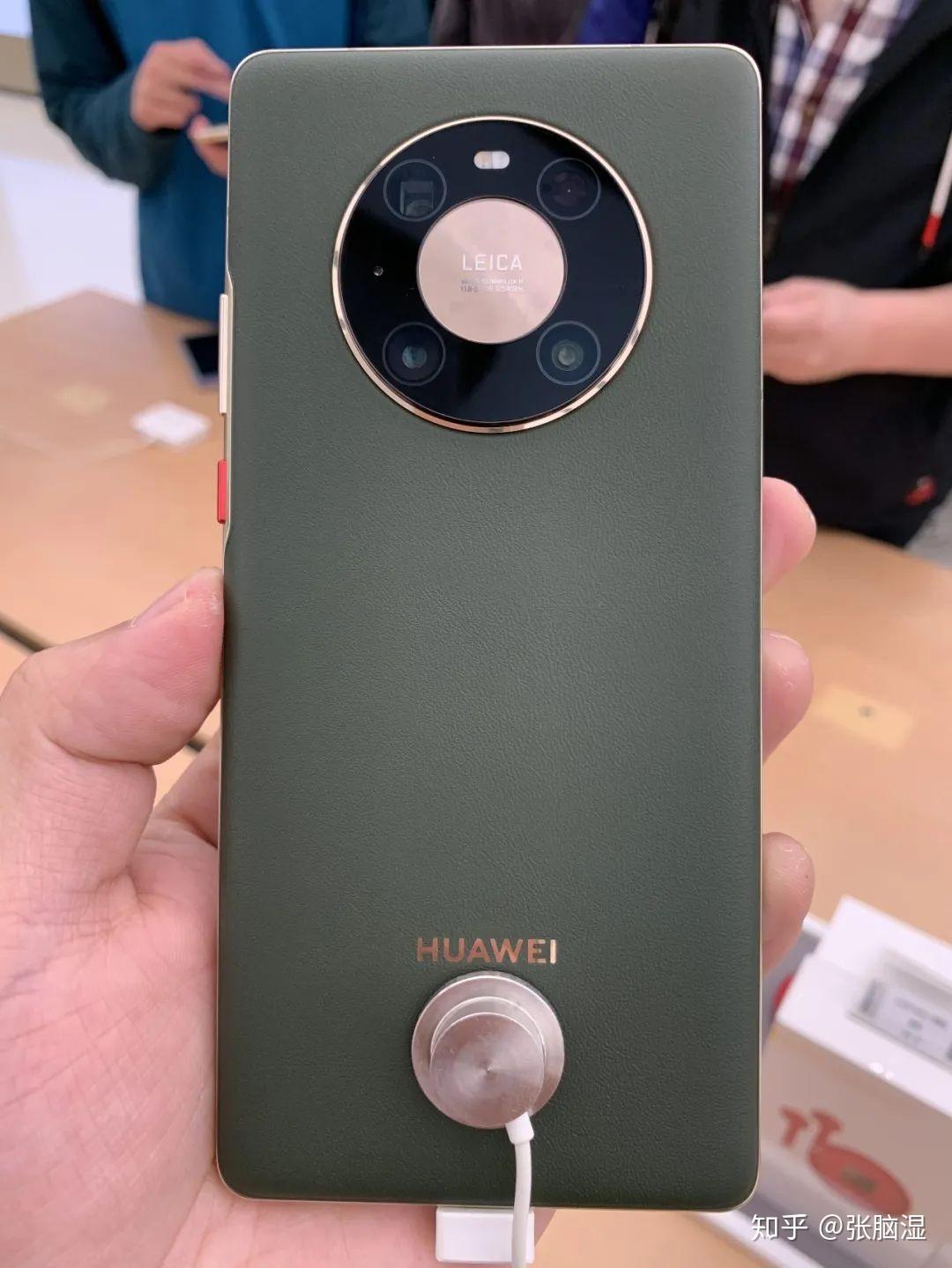 华为mate40pro真机上手图赏你喜欢哪个颜色