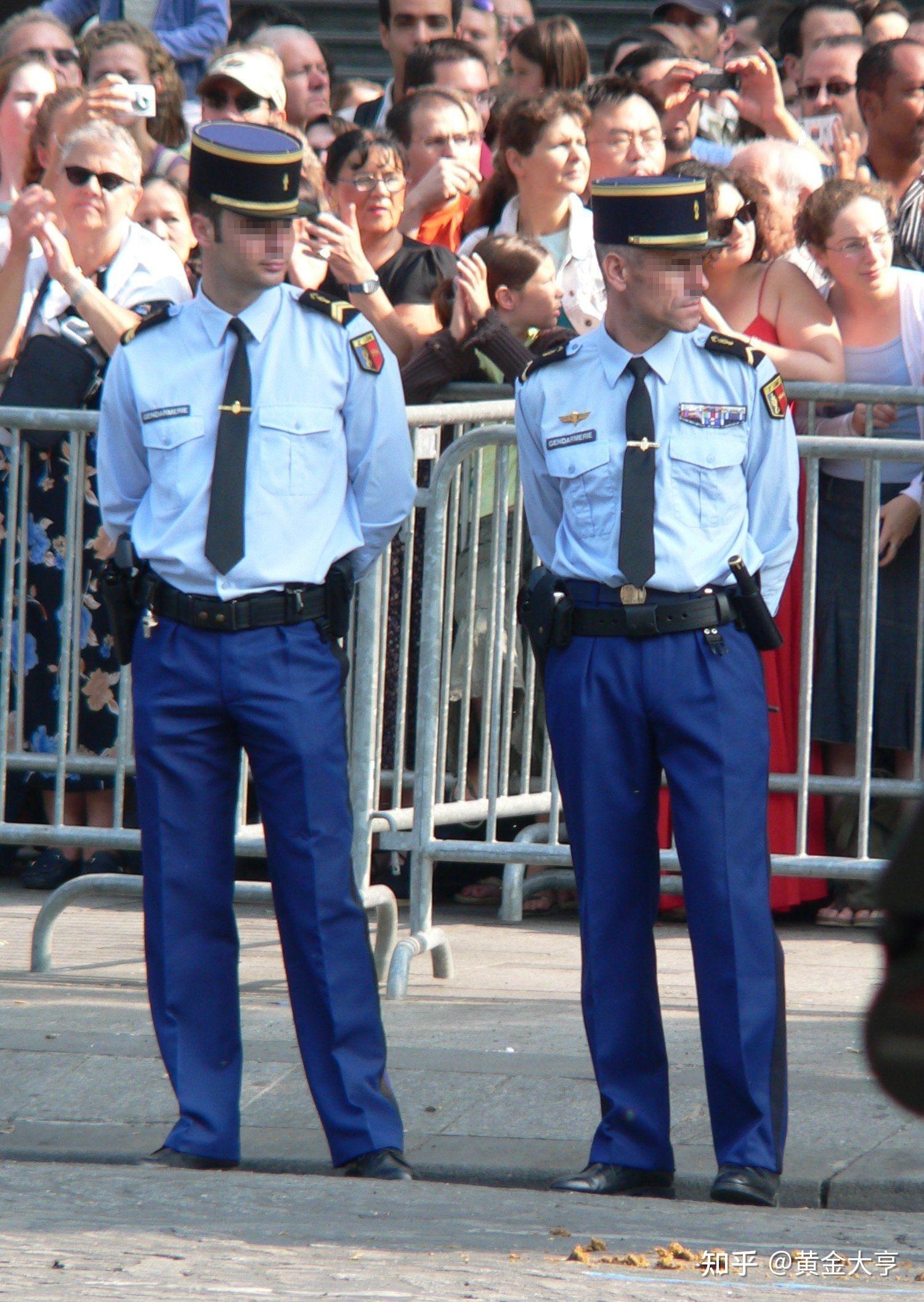 美国警察制服图片