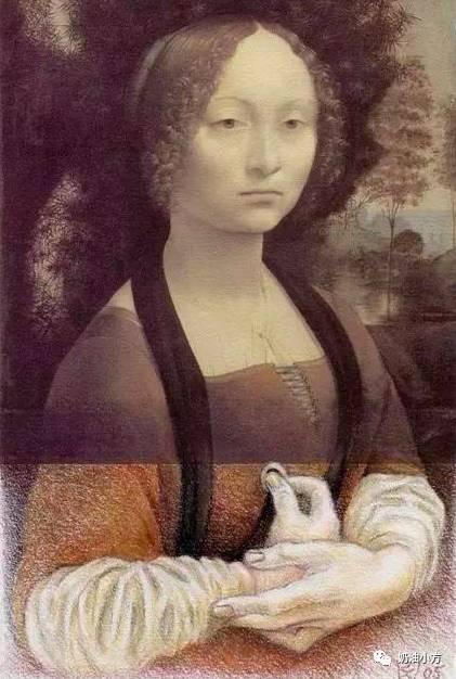 《蒙娜丽莎》一样是长方形的,有女主的手和胸部,但由于某些原因被裁切