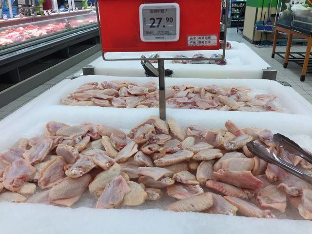 超市里的冷冻鸡腿为何这么便宜可以常吃吗弄懂再买心有底