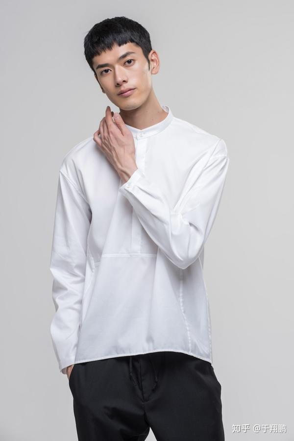 超级喜欢男朋友穿衬衫,有什么适合大学生的衬衫牌子的推荐吗?