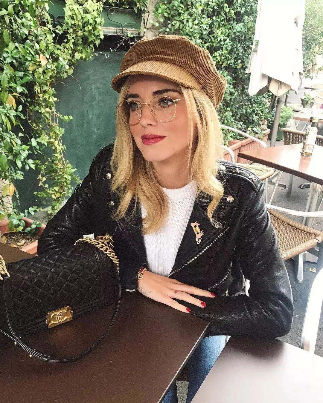 温暖的冬日你需要一顶可以搭遍衣柜的帽子!