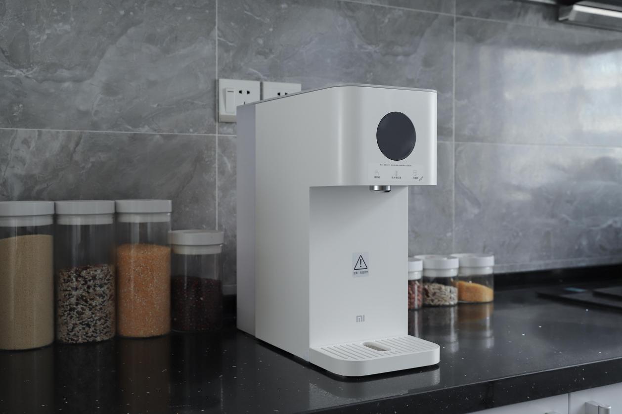 ro反渗透家庭第一款无使用门槛净水产品小米台式净饮机