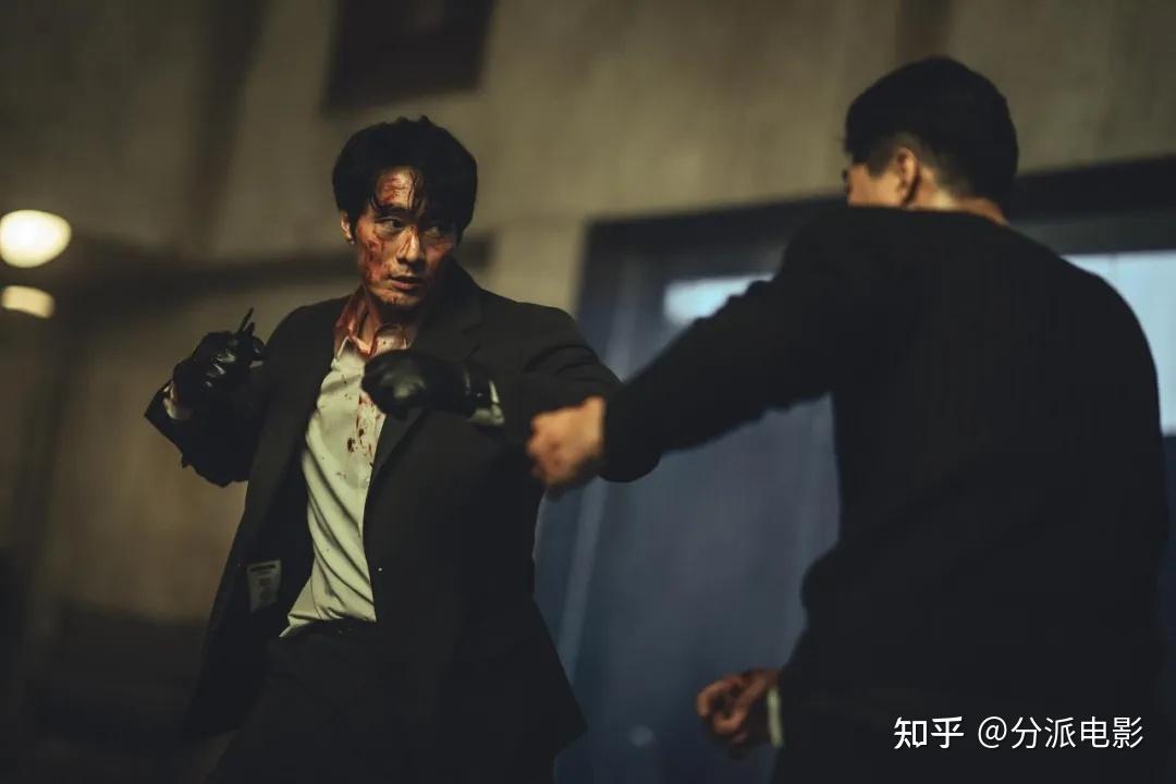 《金特务:本色回归》豆瓣8.0+收视飙升,又爆一部动作爽剧