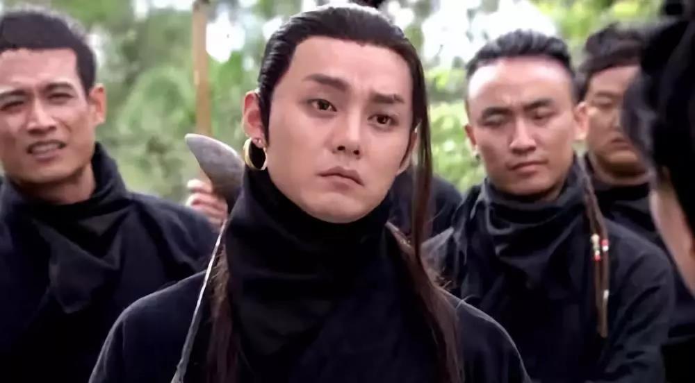 尹正幻乐之城致敬张国荣路遥夜长未曾舍弃