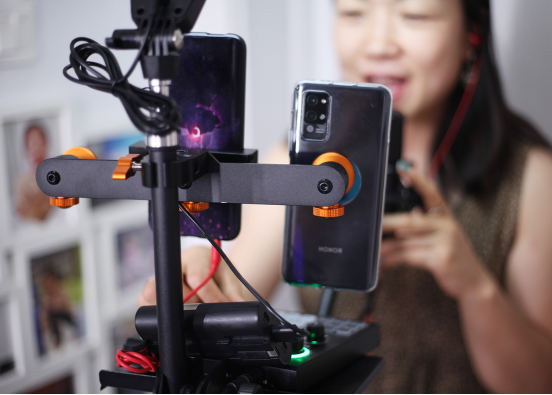 开直播要准备什么设备 v2-090b8a18bfcab95a89eaceb43f8fd893_1440w.jpg?source=172ae18b