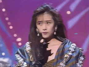 她年少爆红 用 叛逆 惊艳一个时代 却为何遭到全民攻击 知乎