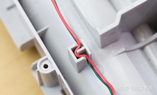 塑胶件的结构设计：线束固定结构篇 - 知乎