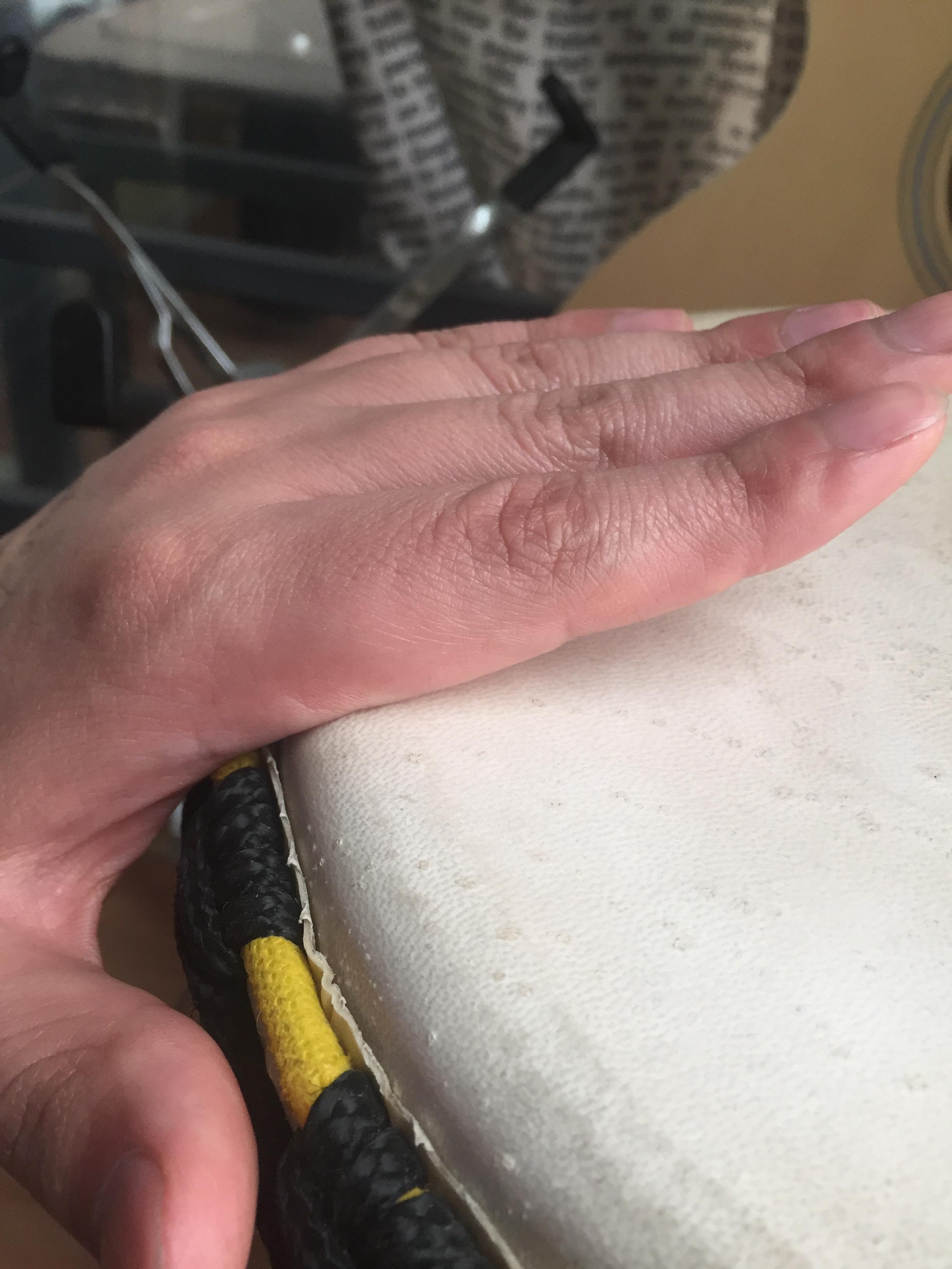 魏叫小兽非洲鼓的标准手型是怎样高音