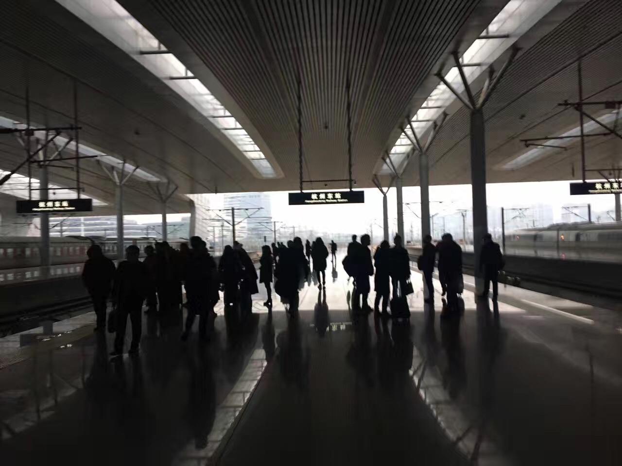 义乌高铁站进站口图片图片
