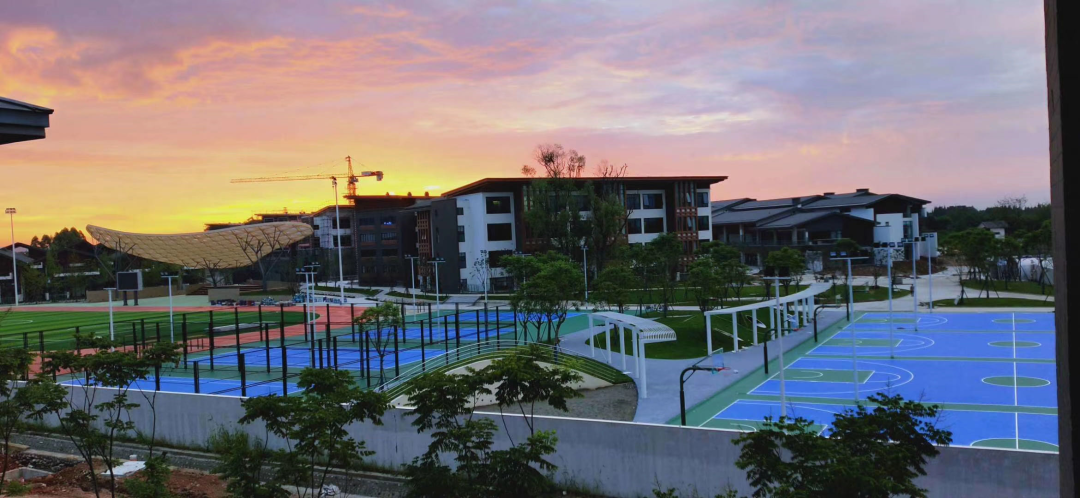 成都都江堰万汇学校特色国际班