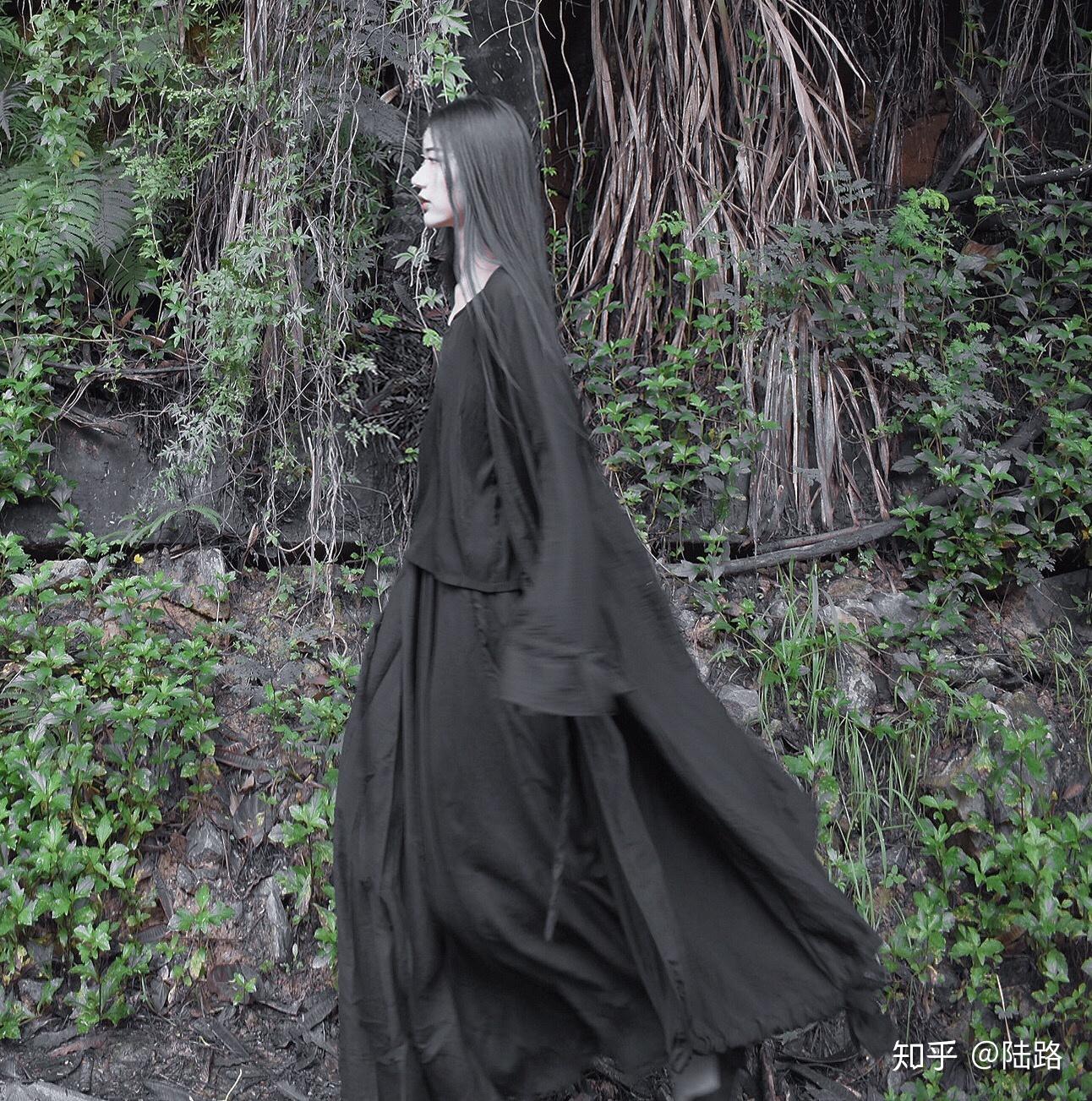 有哪些不贵的复古女装品牌或者网店?