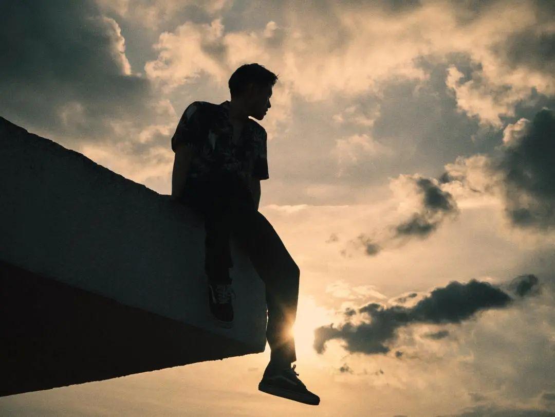 v2-0a62fd11afad61a49c801b7b40a8be10_1440w.jpg?source=172ae18b