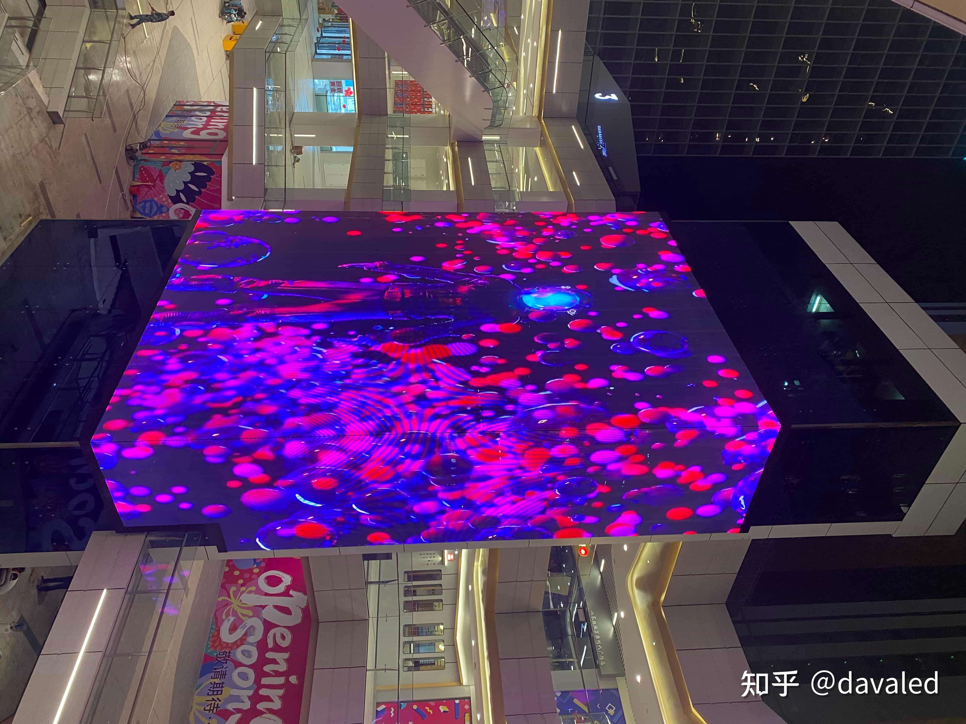 led透明屏多少钱一个平方