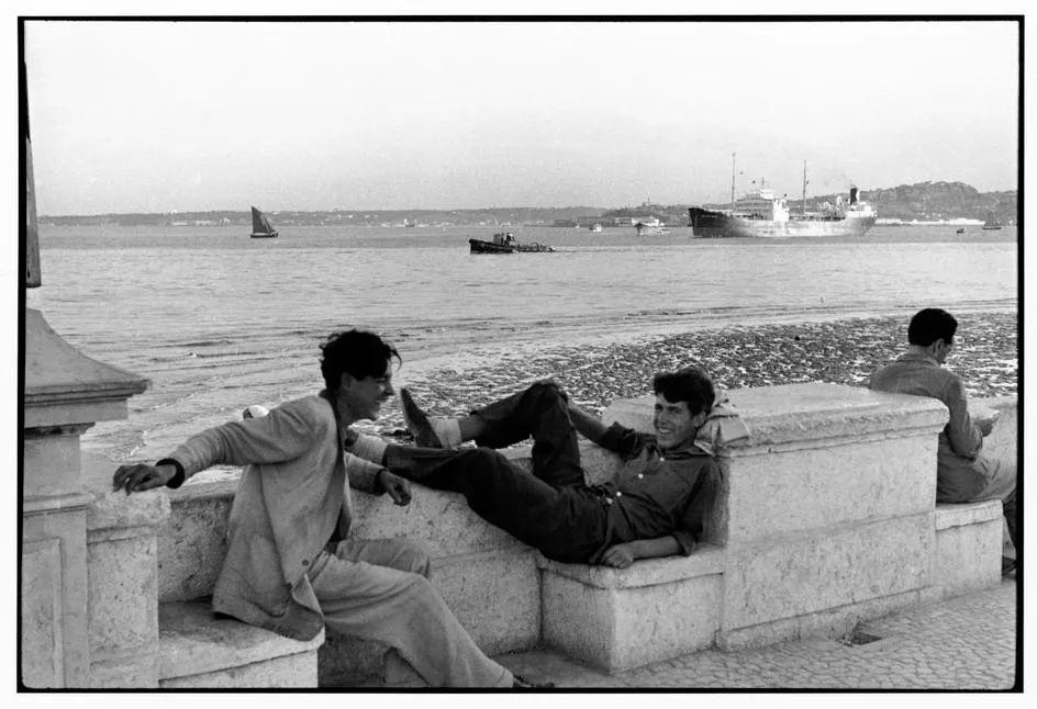 Henri Cartier Bresson henri-cartier-bresson