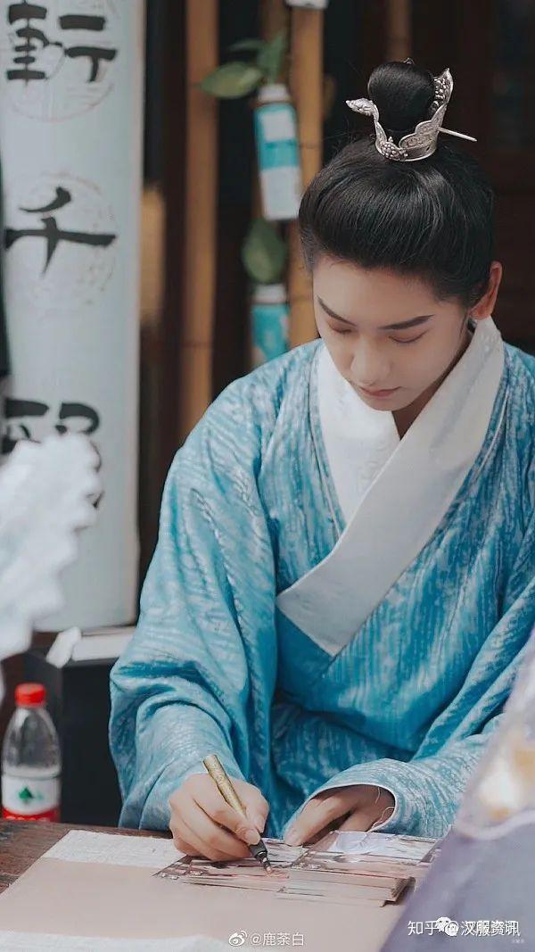 圣微vivi宫寒ghan猫夏小卡他们谁才是同袍心目中的众神之神